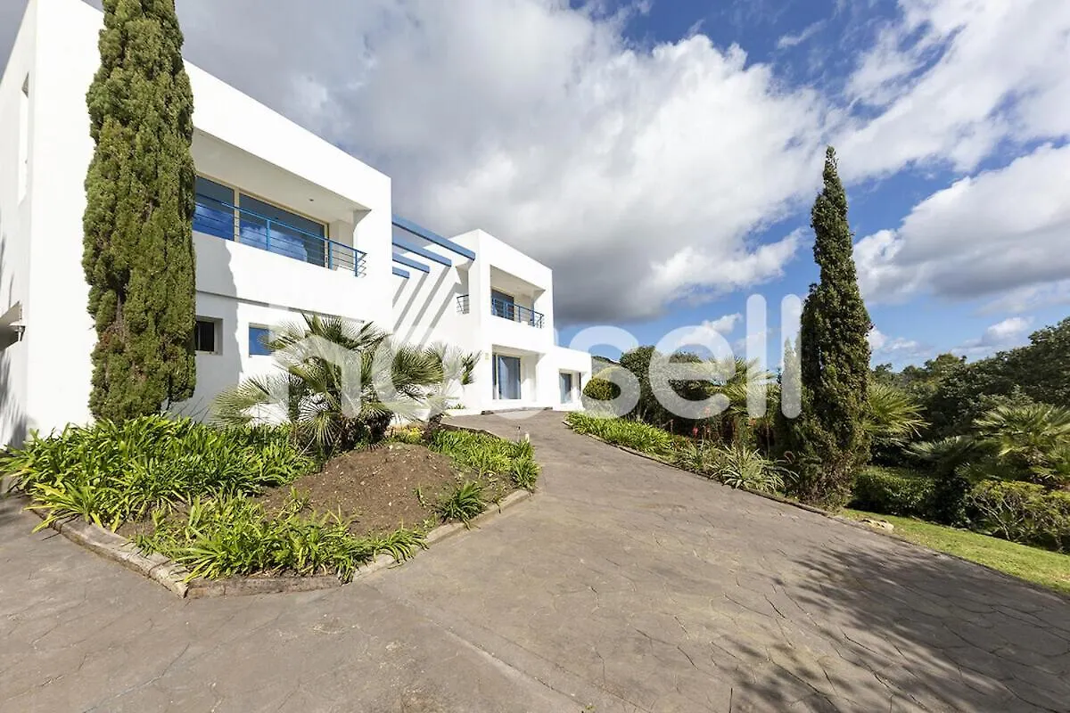 Villa طريفة